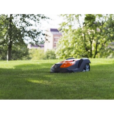 HUSQVARNA AUTOMOWER® 550 9